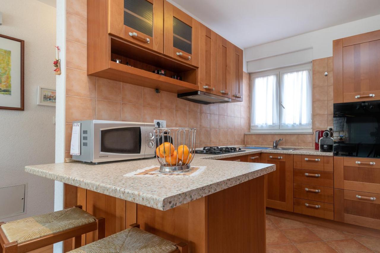 Apartment Bruno Trogir Exterior foto