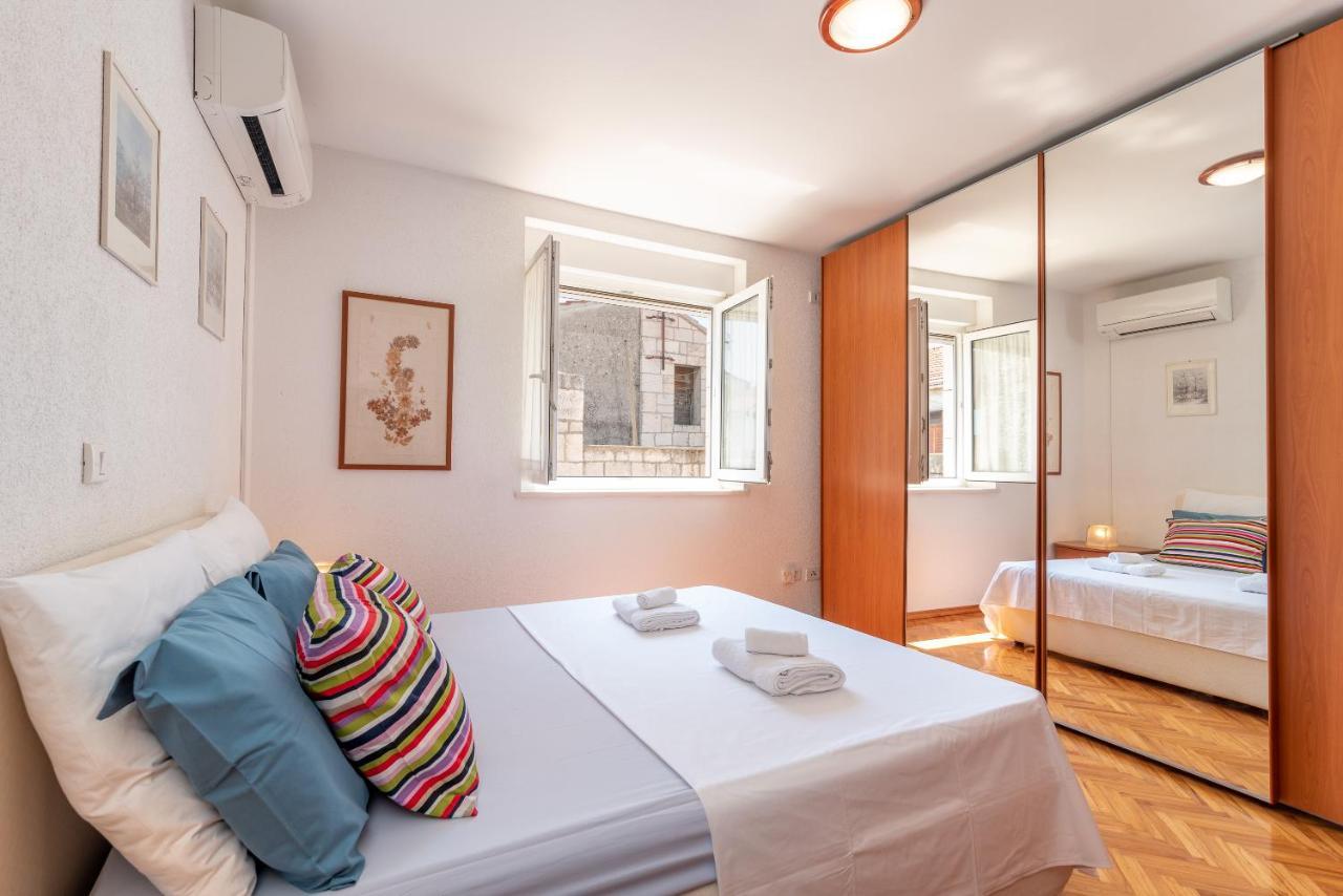 Apartment Bruno Trogir Exterior foto